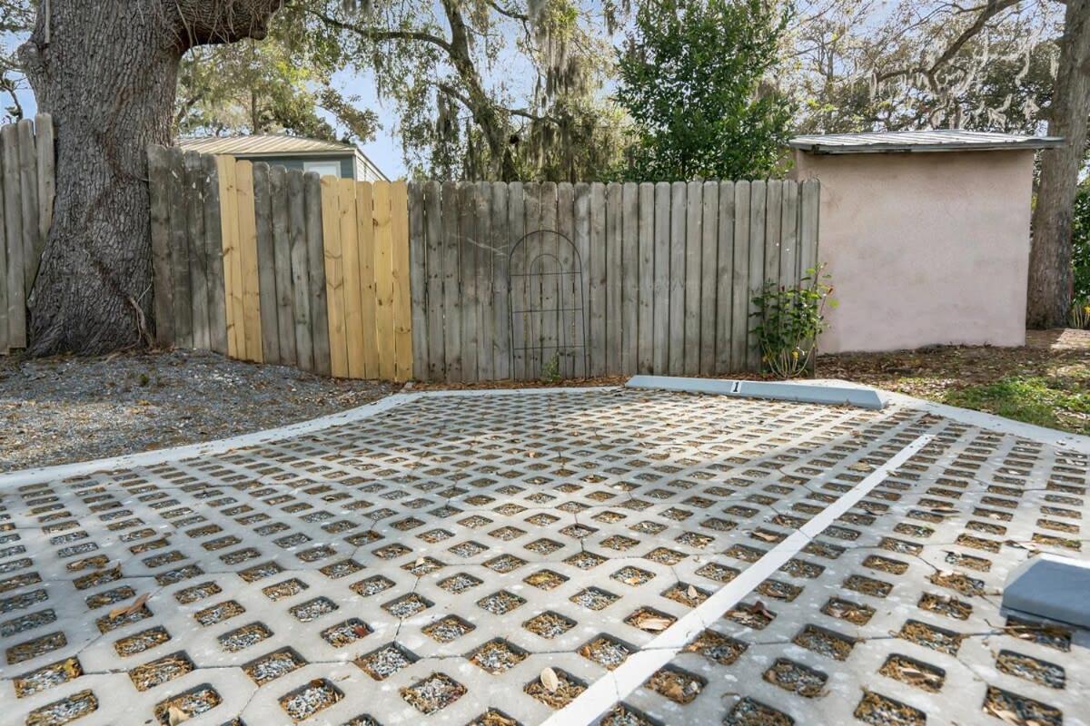 Blue House, Prime Location, Family Amenities, Bbq! Villa St. Augustine Bagian luar foto